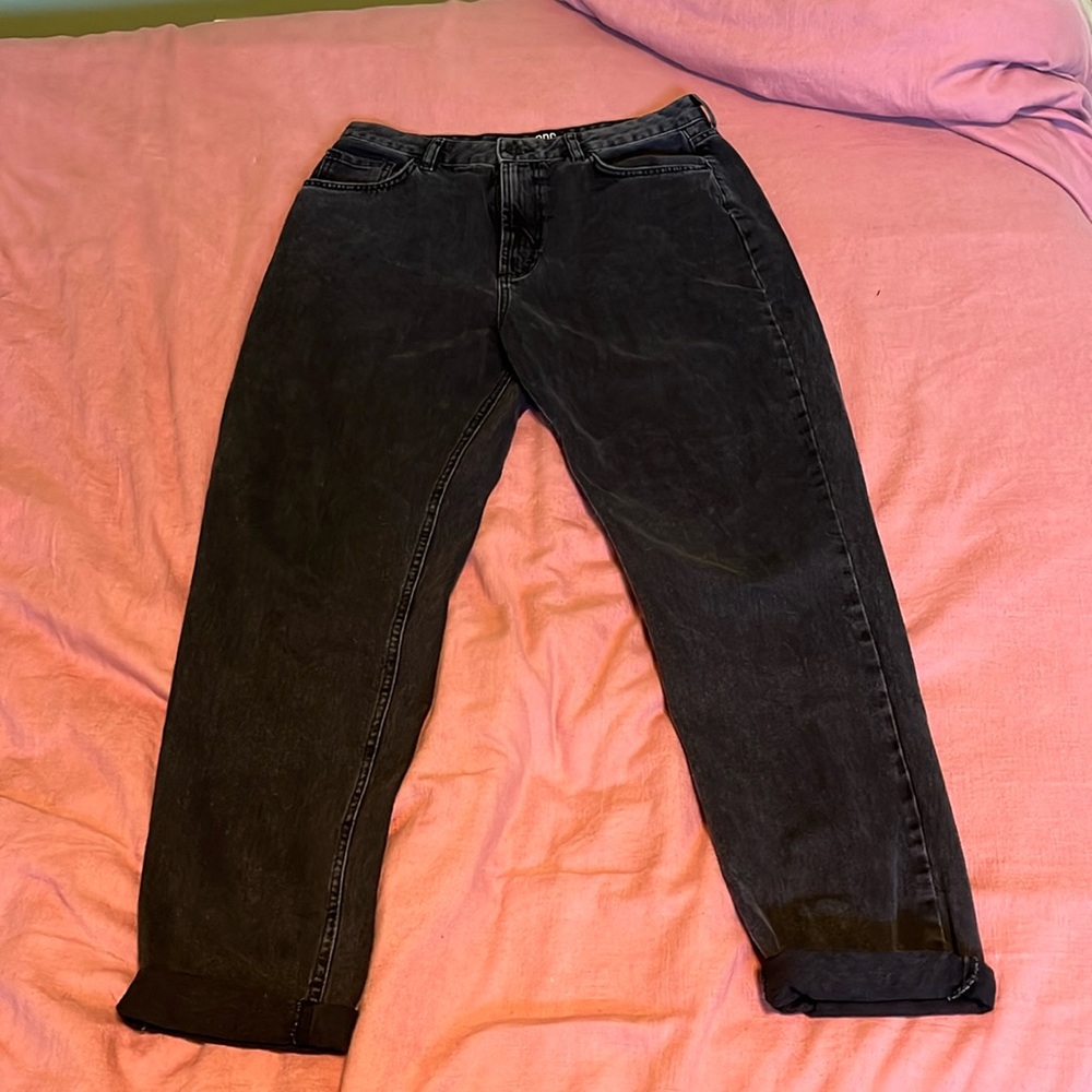 Black high rise mom jeans